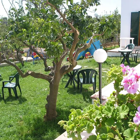 Masseria Refrigerio Отель Остуни