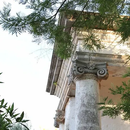 Masseria Refrigerio Отель Остуни