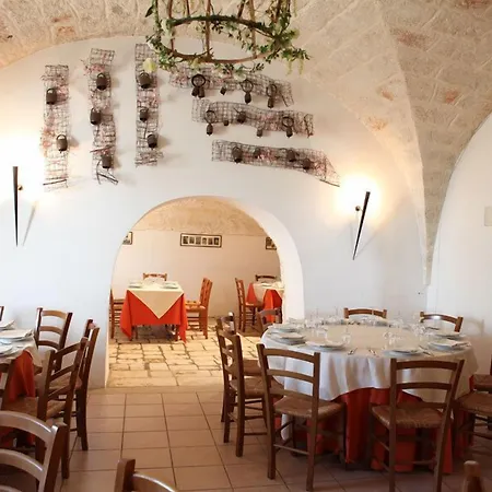 Masseria Refrigerio 3* أوستوني