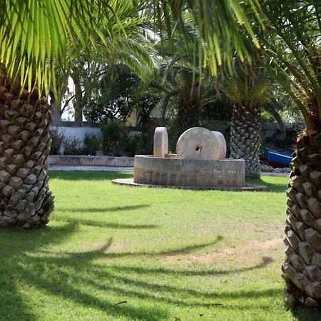 فندق Masseria Refrigerio أوستوني